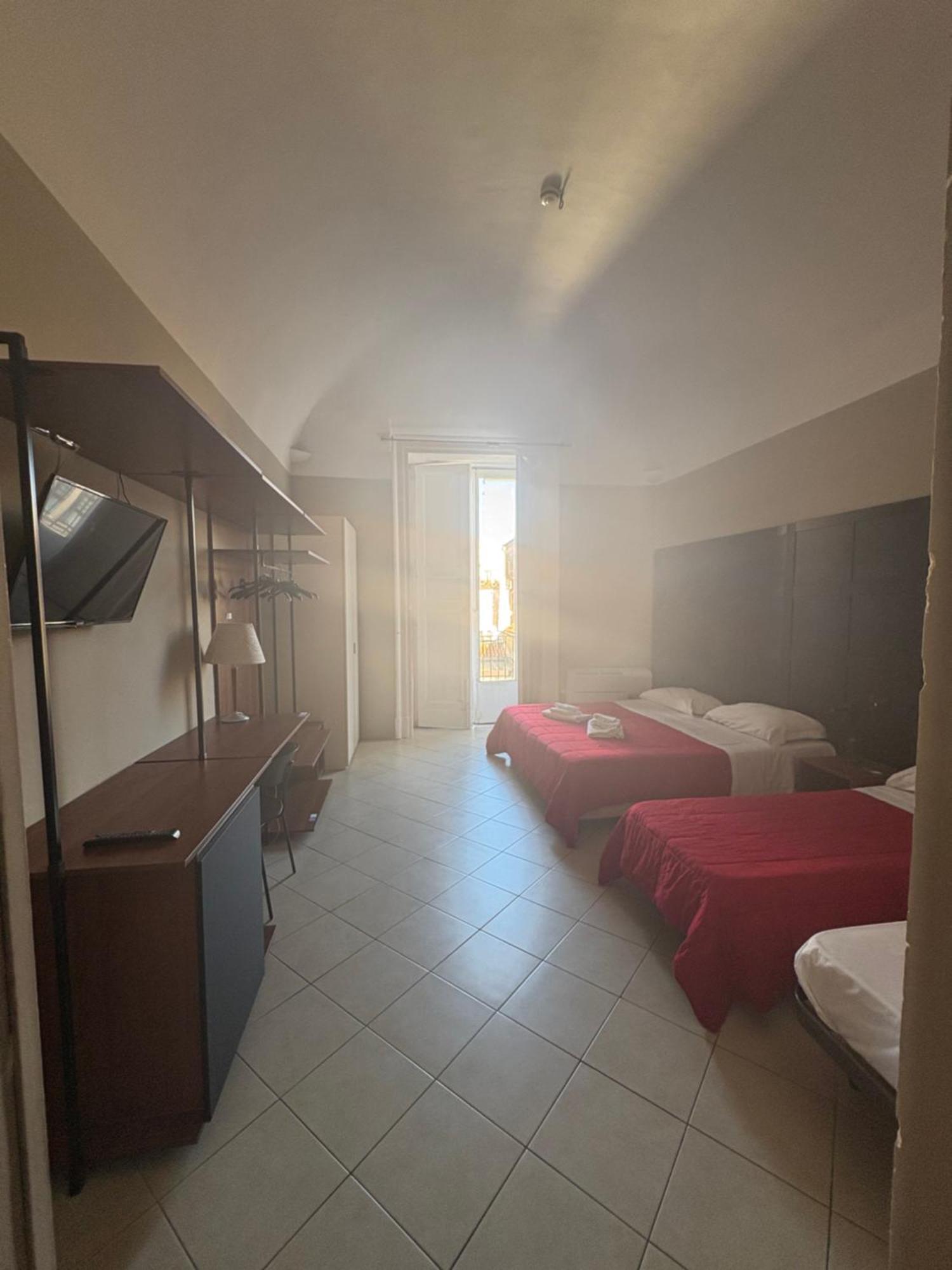Santuzza Art Hotel Катанія Екстер'єр фото